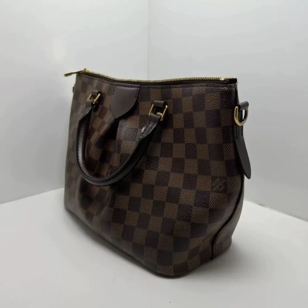 Louis Vuitton Women Pre-Loved Bag Very Good Condition
